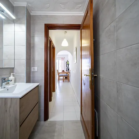 Panelos B4 By Blve Homes * Puerto del Carmen (Lanzarote)