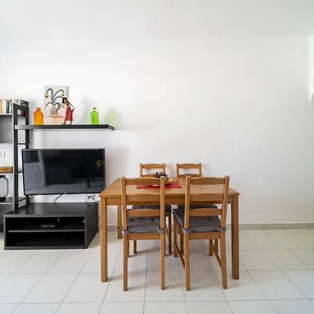 Panelos B4 By Blve Homes Apartament