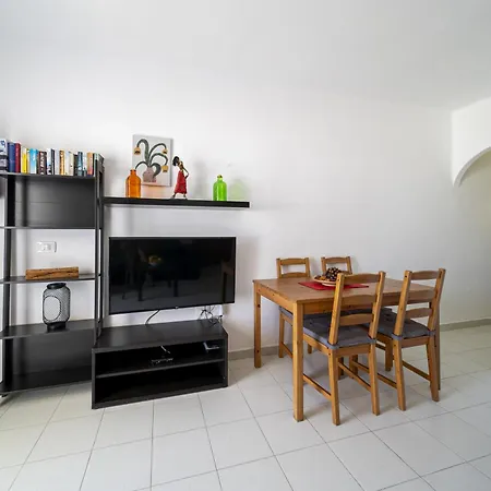 Panelos B4 By Blve Homes Apartament